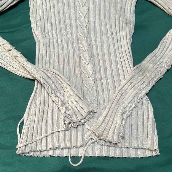 Grey Ribbed Longsleeve - Picture 2 of 4